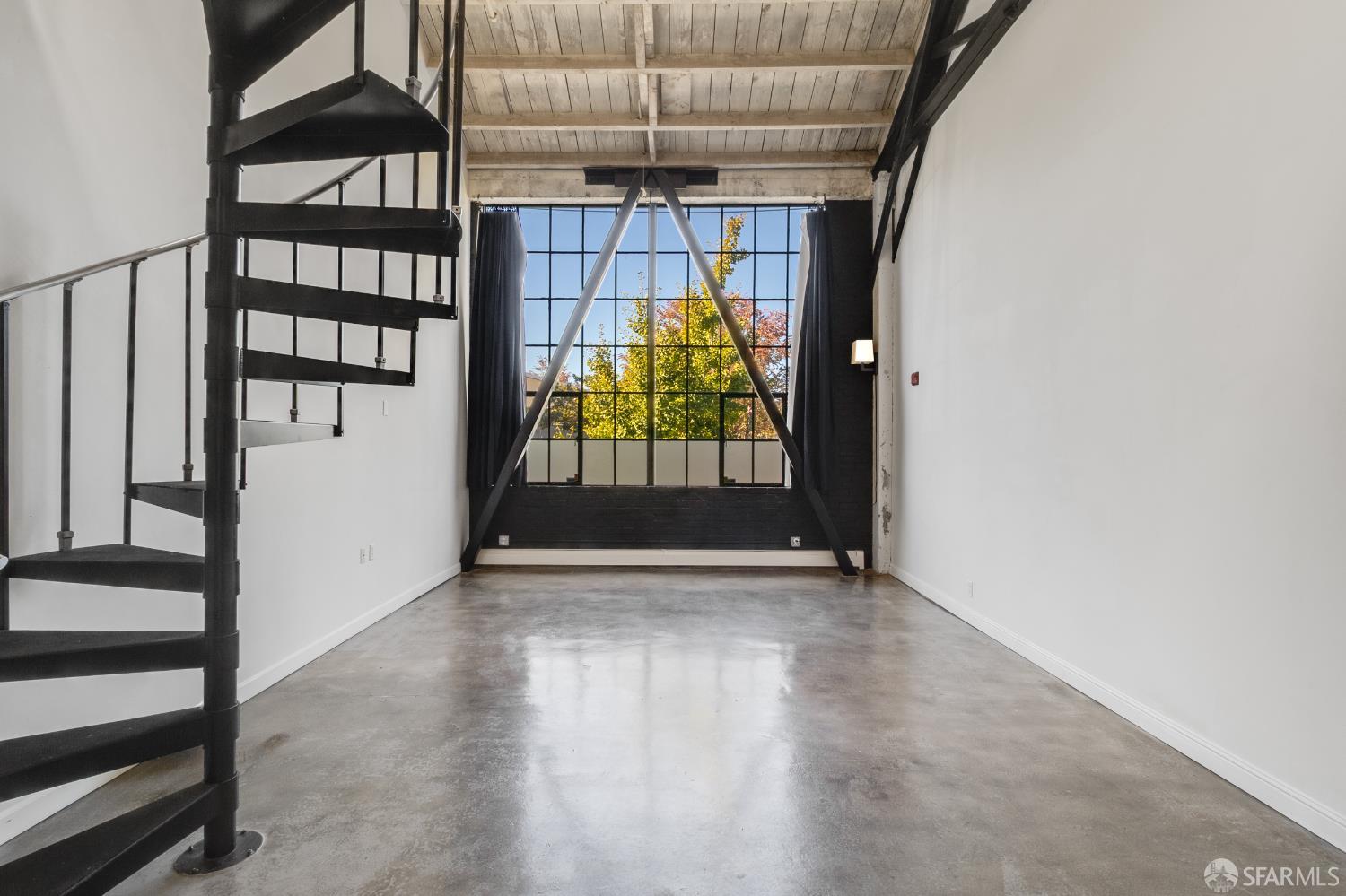 Detail Gallery Image 25 of 45 For 1018 4th Ave #118,  Oakland,  CA 94606 - 1 Beds | 1 Baths