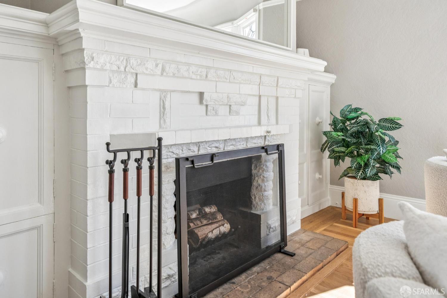 Photo #6: 425084545 Listing: Photo #6