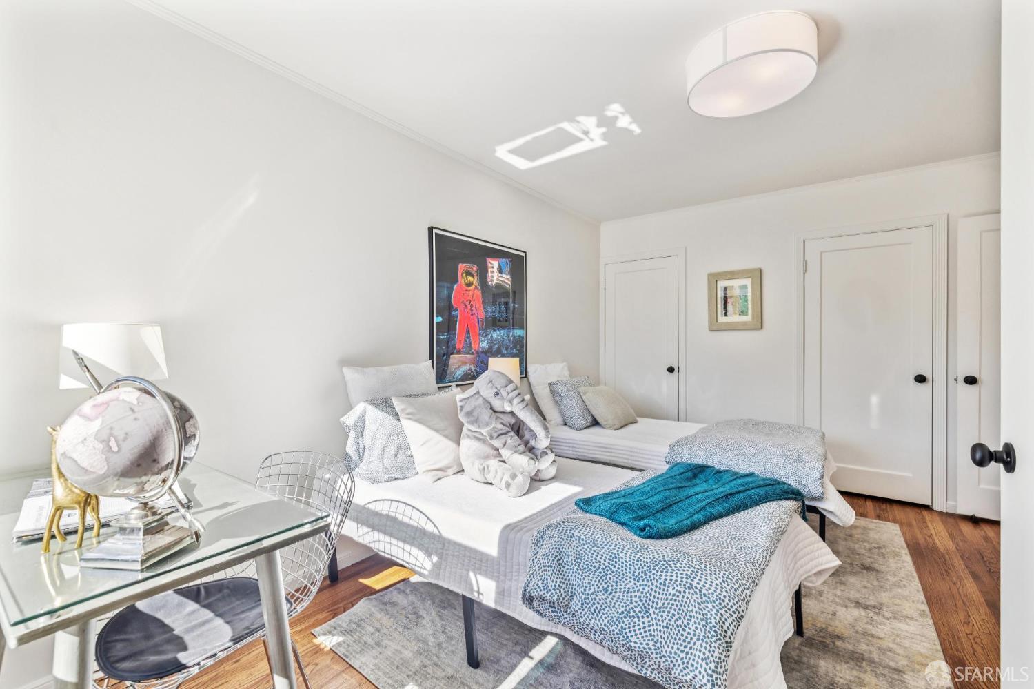 Detail Gallery Image 18 of 58 For 2015 Judah St, San Francisco,  CA 94122 - – Beds | – Baths