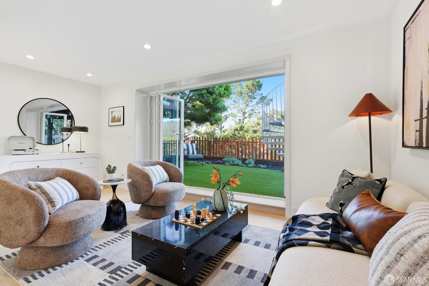 Detail Gallery Image 31 of 45 For 75 Knollview Way, San Francisco,  CA 94131 - 5 Beds | 3 Baths