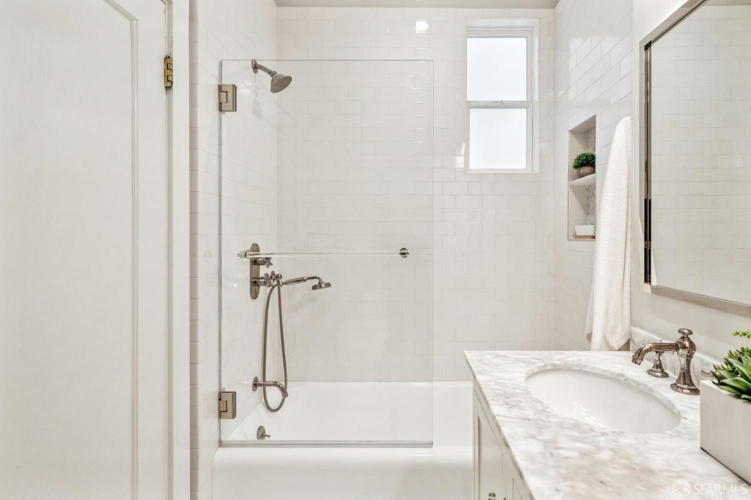 Photo #30: 425084545 Listing: Photo #30