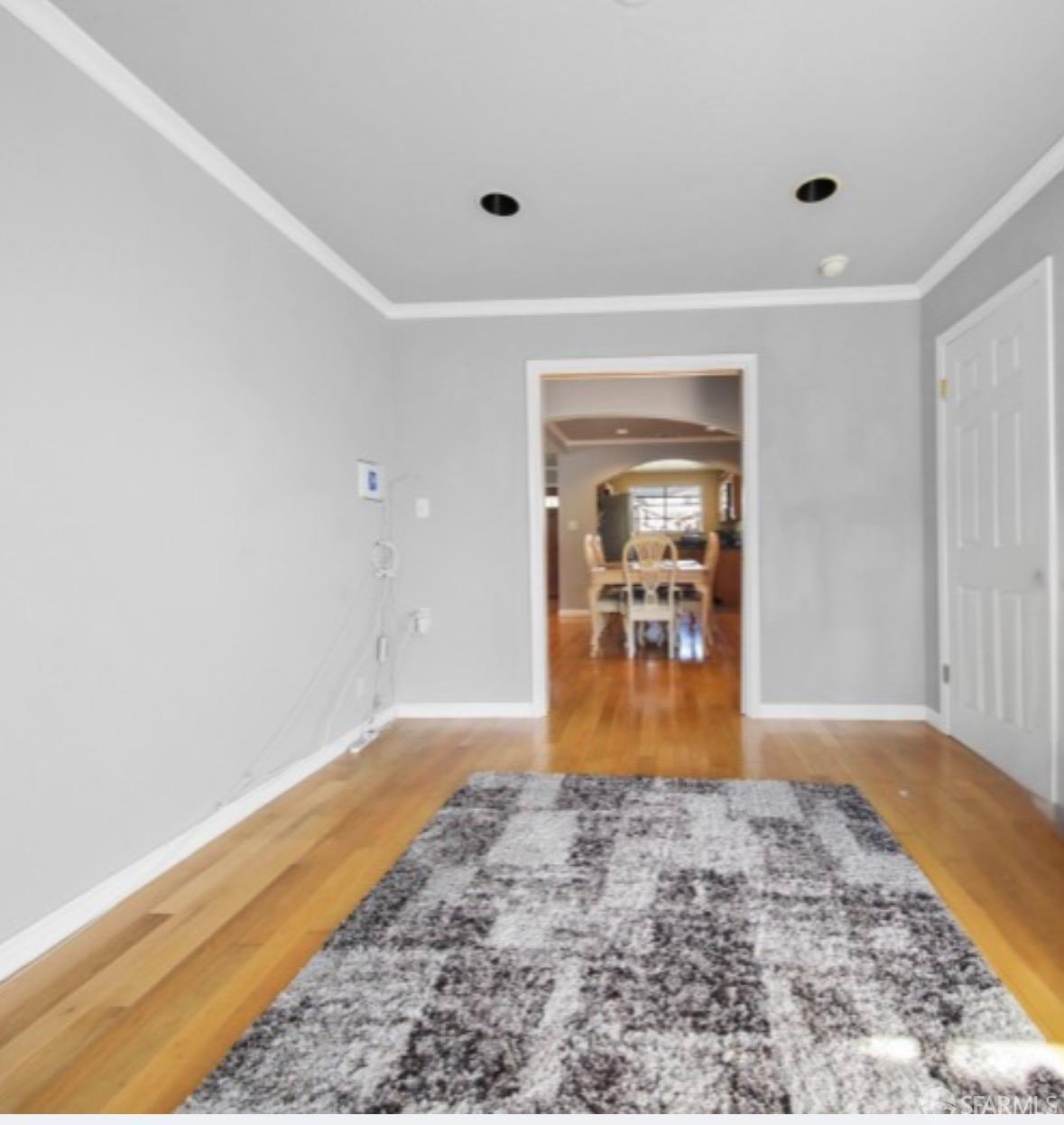 Detail Gallery Image 8 of 16 For 120 Gardenia Way, East Palo Alto,  CA 94303 - 3 Beds | 1 Baths