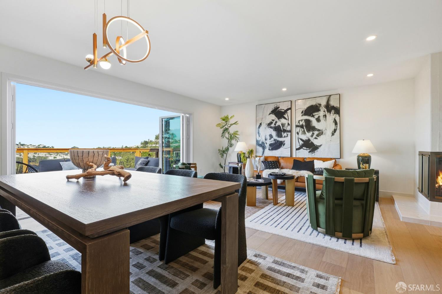 Detail Gallery Image 14 of 45 For 75 Knollview Way, San Francisco,  CA 94131 - 5 Beds | 3 Baths