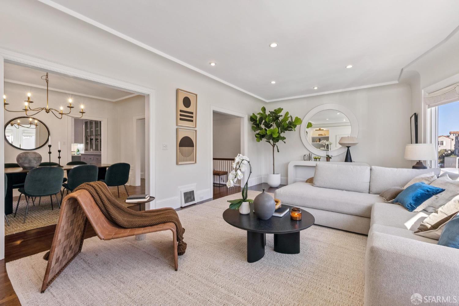 Detail Gallery Image 8 of 40 For 135 Avila St, San Francisco,  CA 94123 - 3 Beds | 2/1 Baths