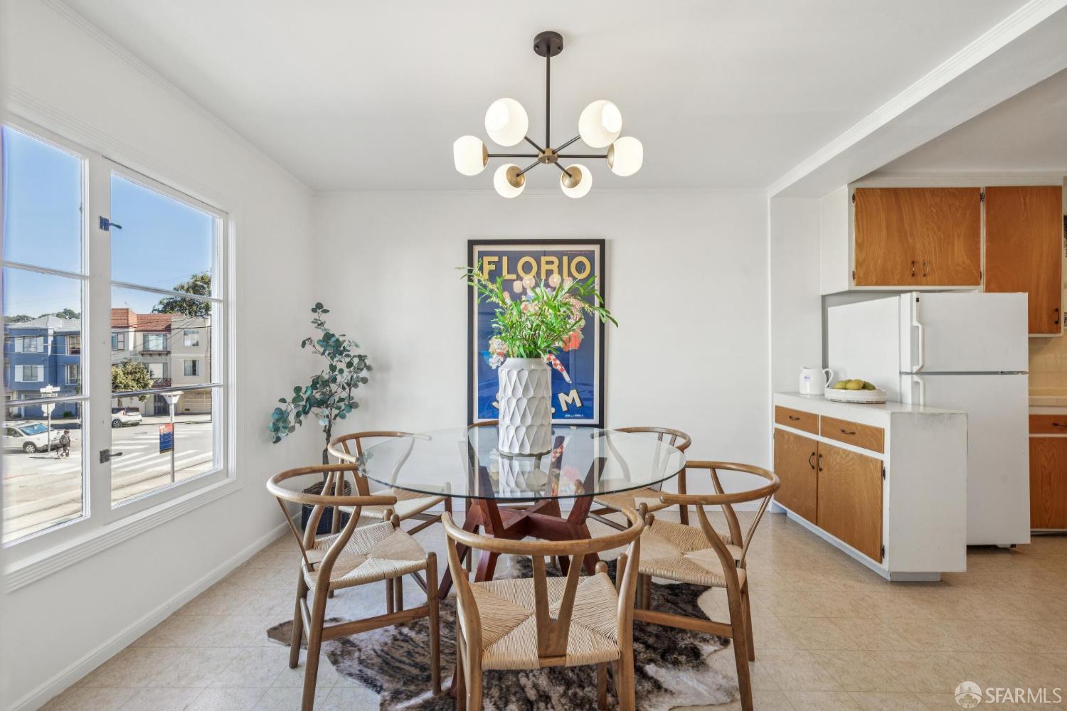 Detail Gallery Image 9 of 58 For 2015 Judah St, San Francisco,  CA 94122 - – Beds | – Baths