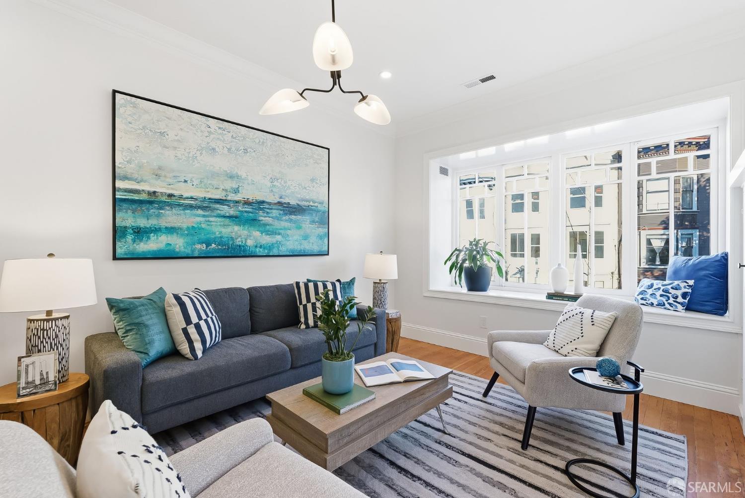 Photo #4: 425084755 Listing: Photo #4