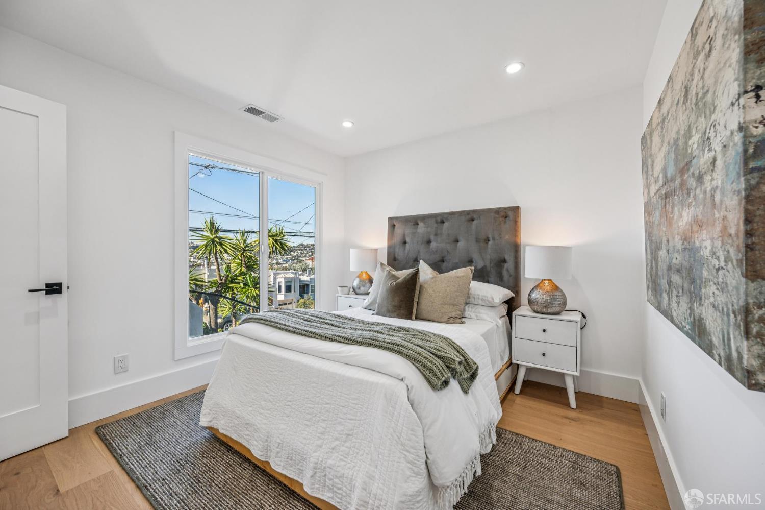 Detail Gallery Image 18 of 28 For 271 Prague St, San Francisco,  CA 94112 - 3 Beds | 2 Baths