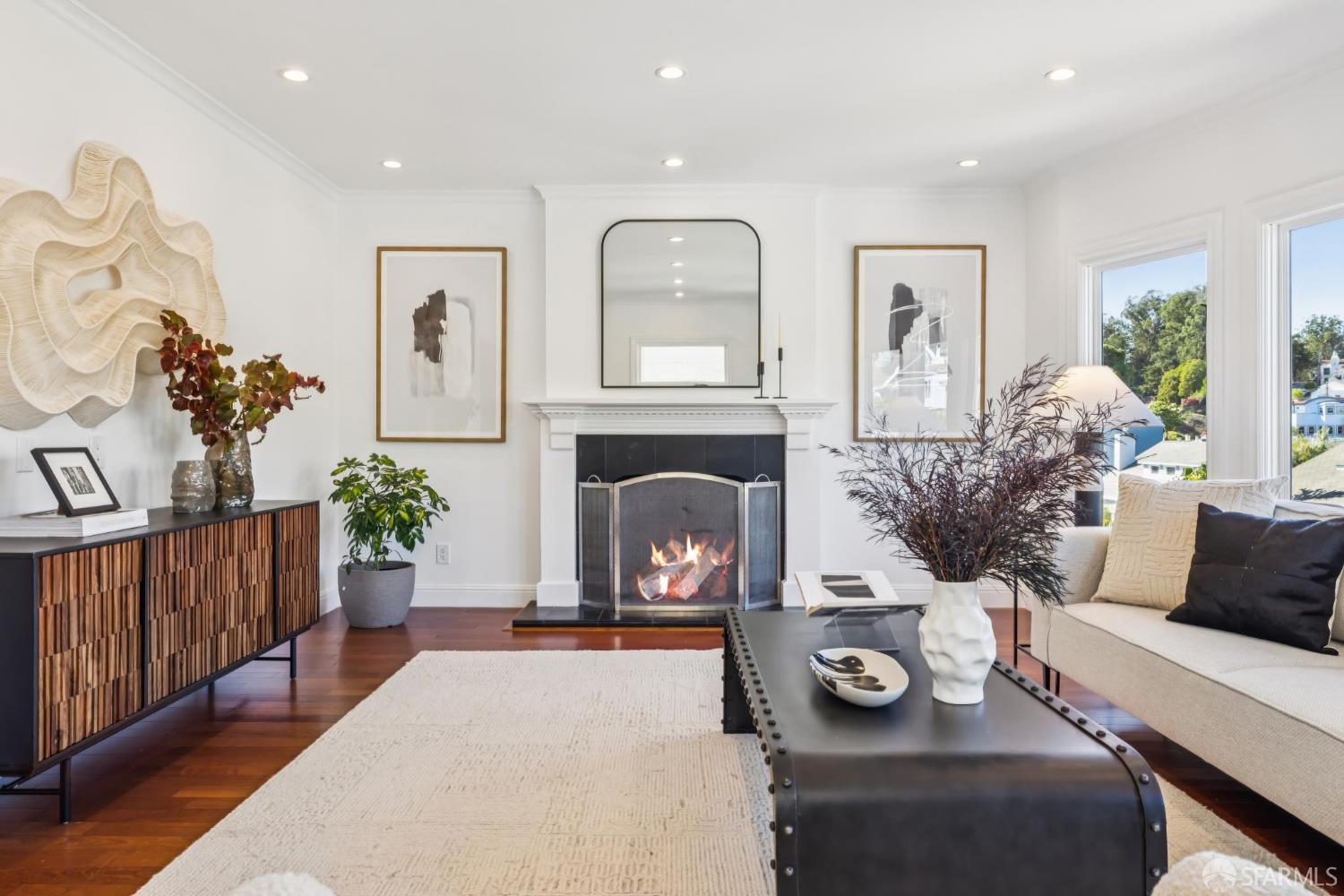 Detail Gallery Image 7 of 51 For 325 Wawona St, San Francisco,  CA 94127 - 2 Beds | 2 Baths