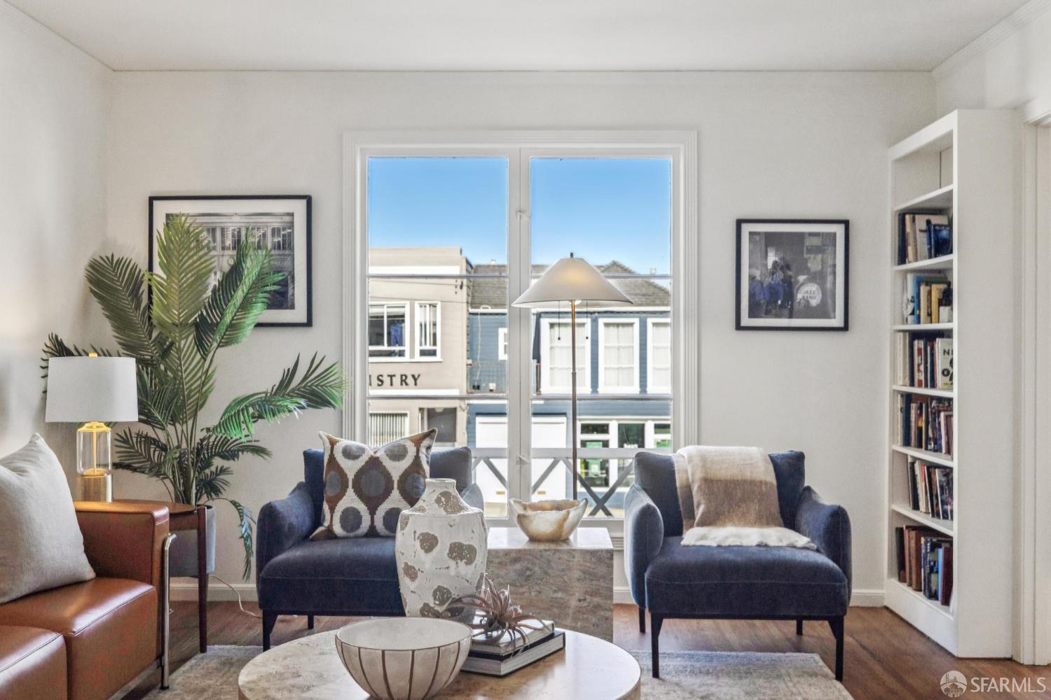 Detail Gallery Image 8 of 58 For 2015 Judah St, San Francisco,  CA 94122 - – Beds | – Baths