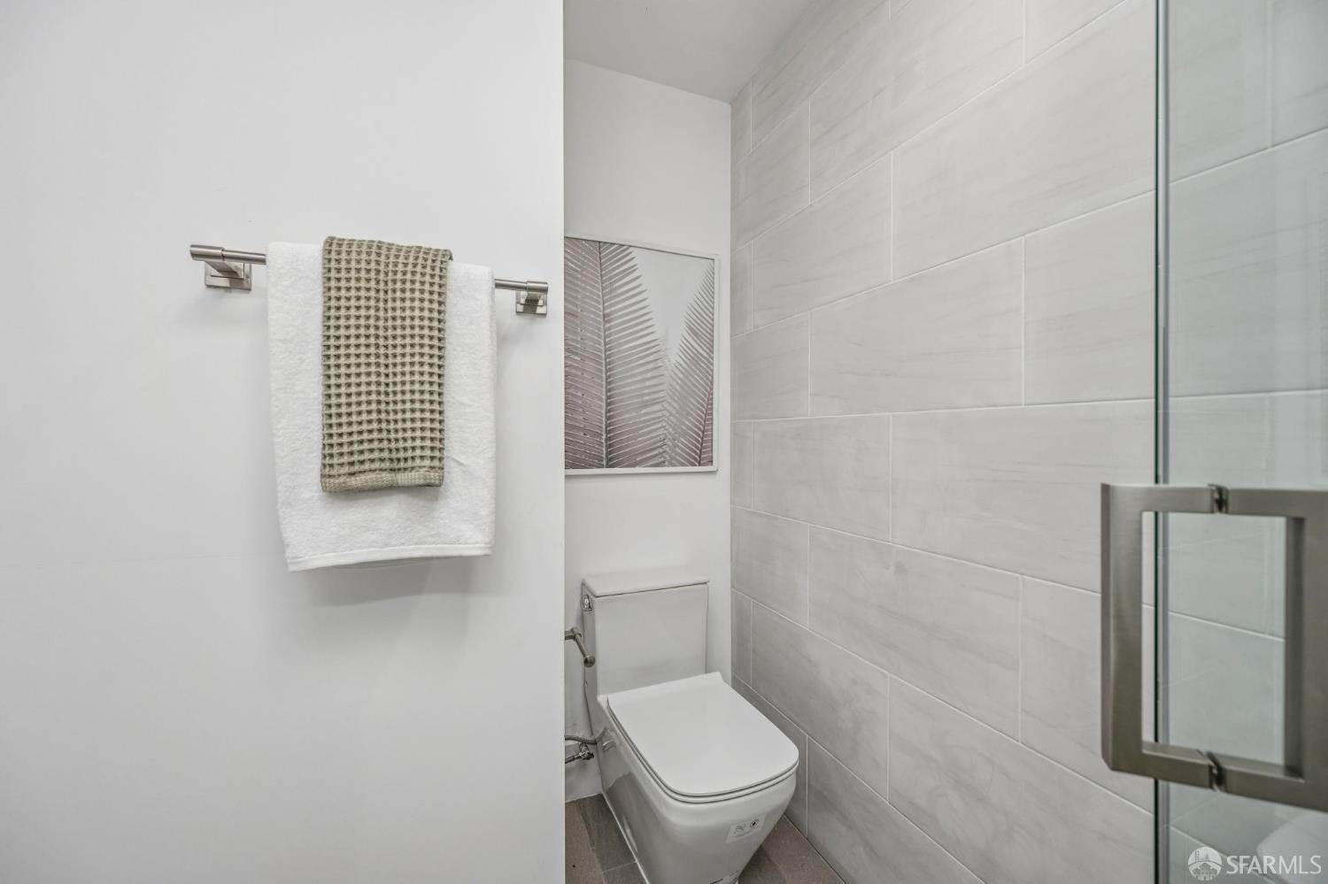 Detail Gallery Image 21 of 28 For 271 Prague St, San Francisco,  CA 94112 - 3 Beds | 2 Baths