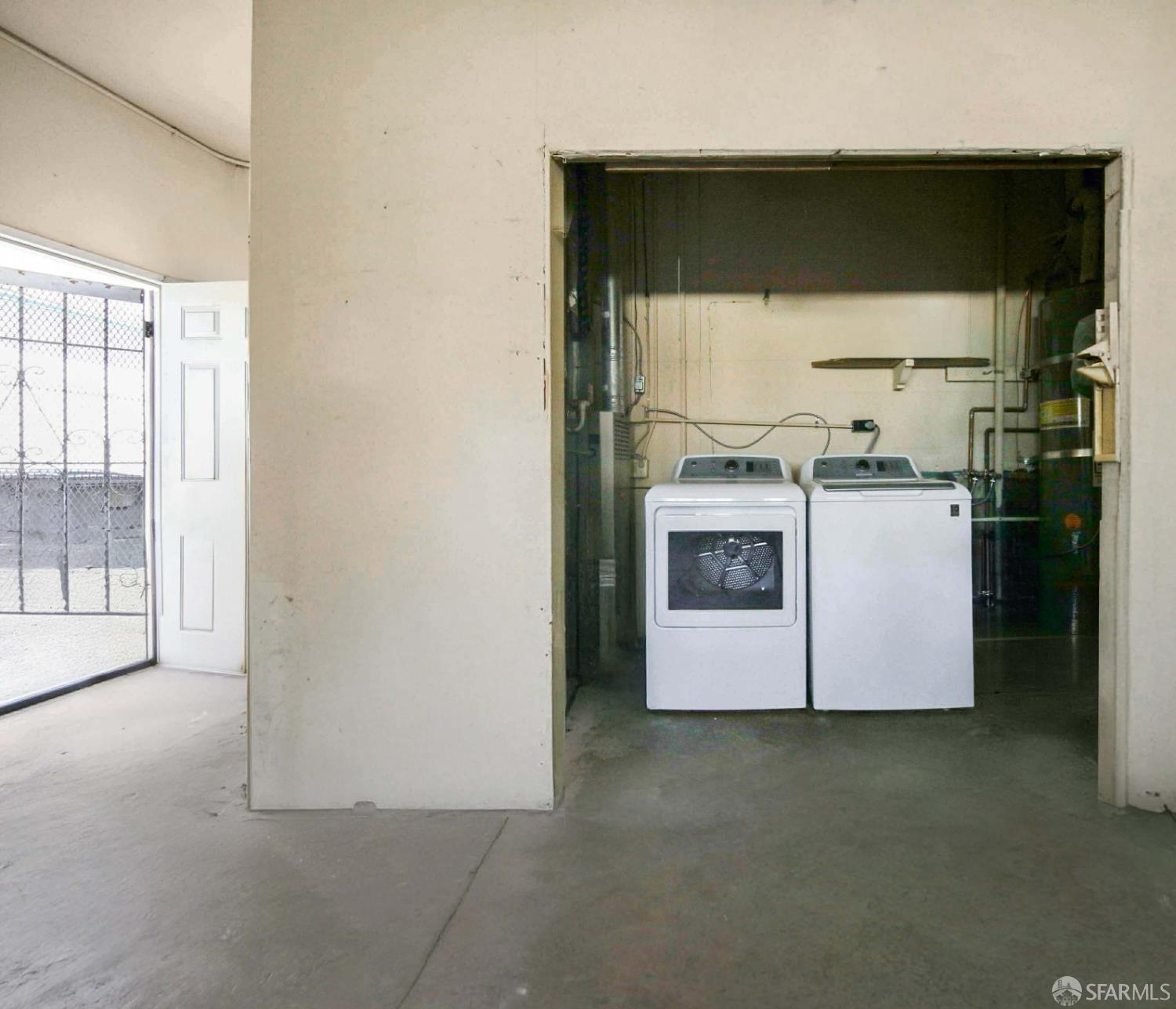 Detail Gallery Image 11 of 16 For 120 Gardenia Way, East Palo Alto,  CA 94303 - 3 Beds | 1 Baths