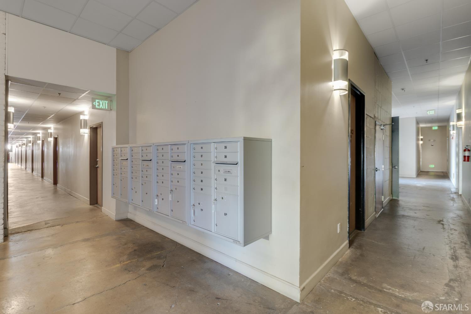 Detail Gallery Image 7 of 45 For 1018 4th Ave #118,  Oakland,  CA 94606 - 1 Beds | 1 Baths