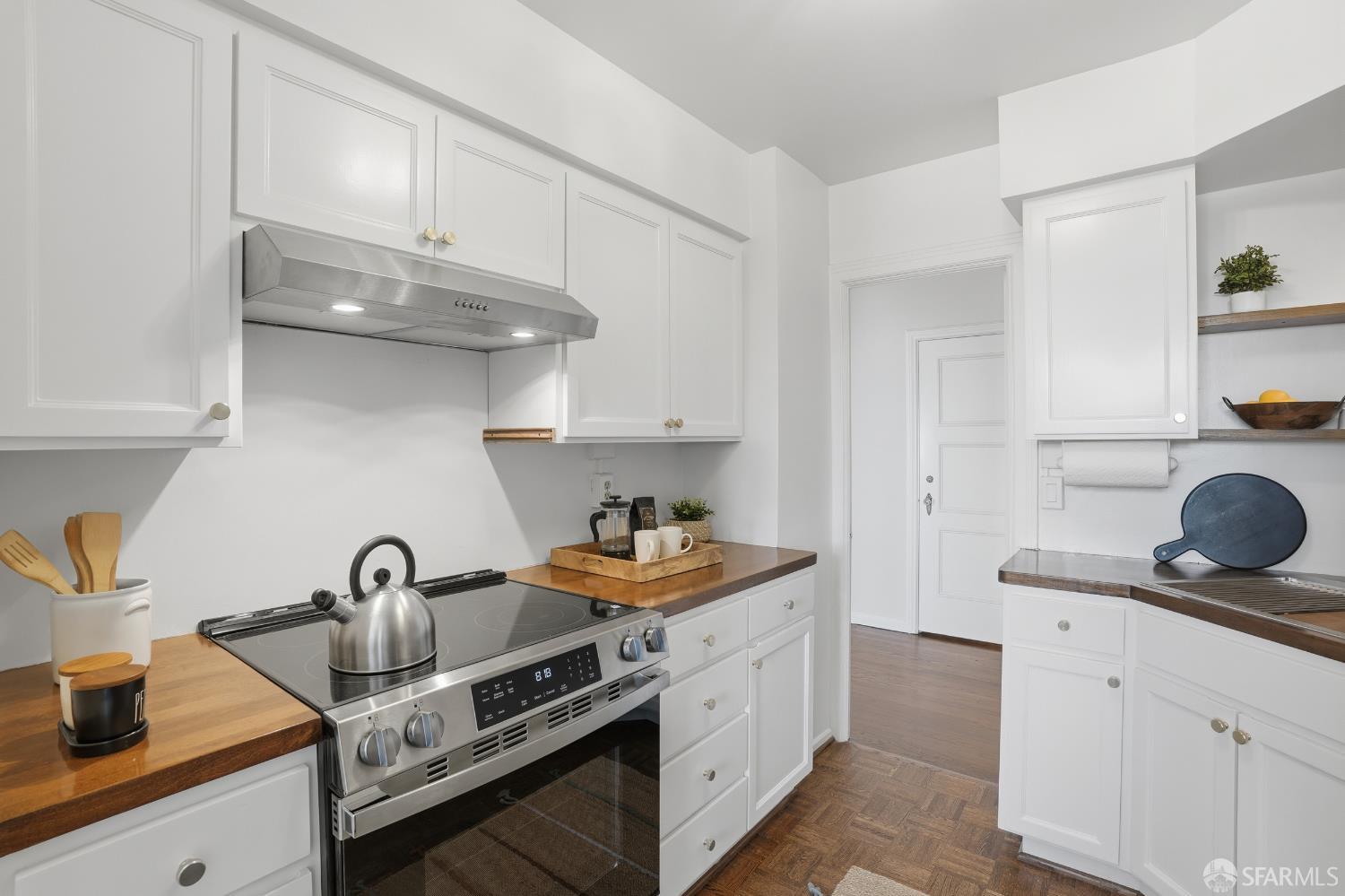 Photo #16: 425085017 Listing: Photo #16