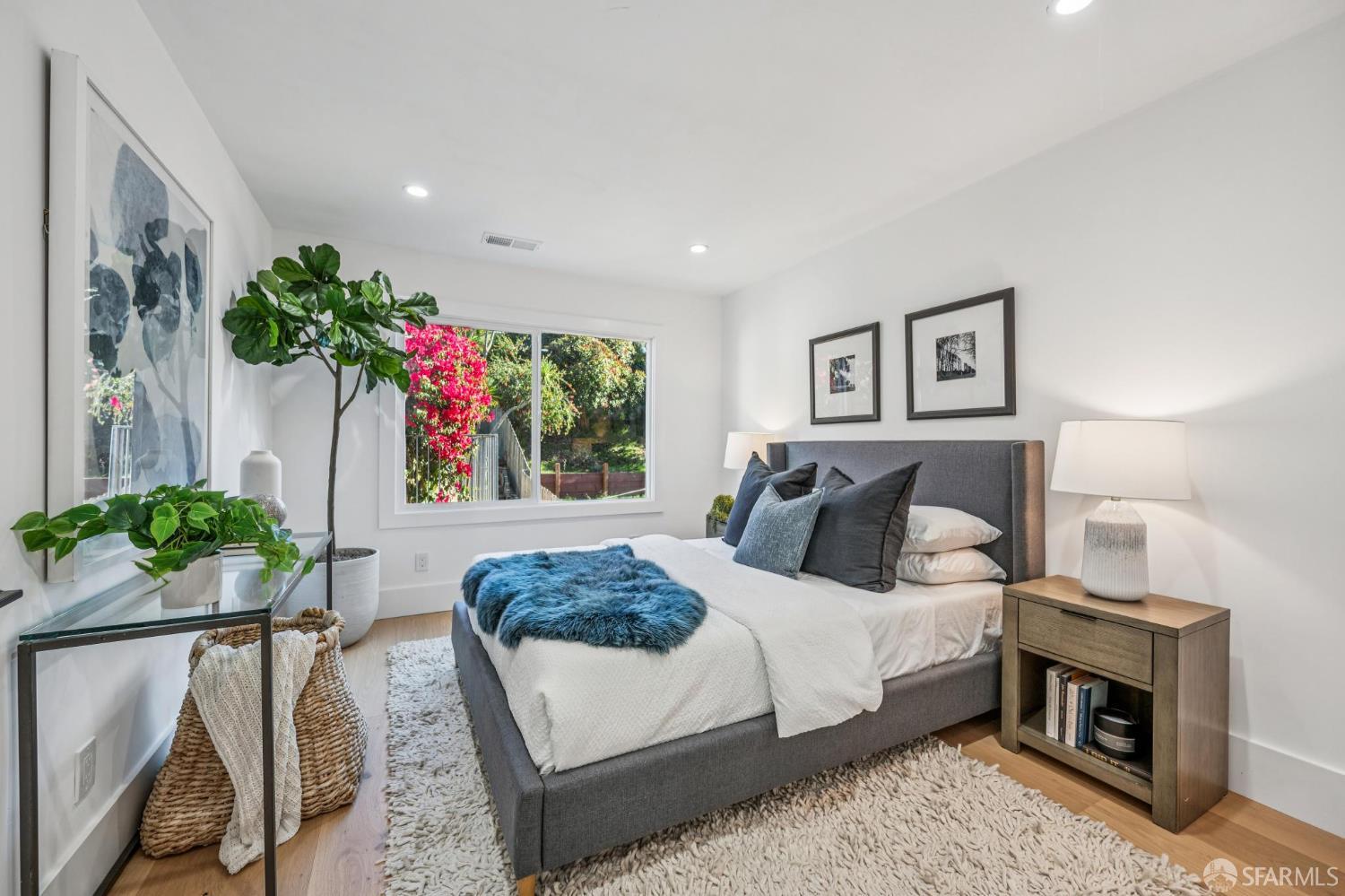 Detail Gallery Image 22 of 28 For 271 Prague St, San Francisco,  CA 94112 - 3 Beds | 2 Baths