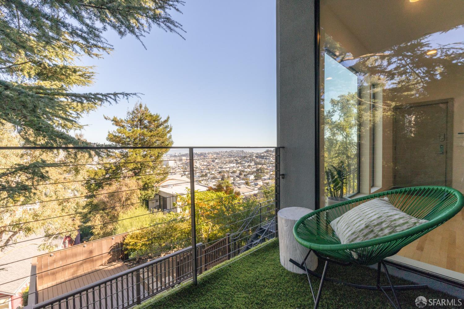 Detail Gallery Image 13 of 48 For 37 Miguel St #6,  San Francisco,  CA 94131 - 3 Beds | 3 Baths