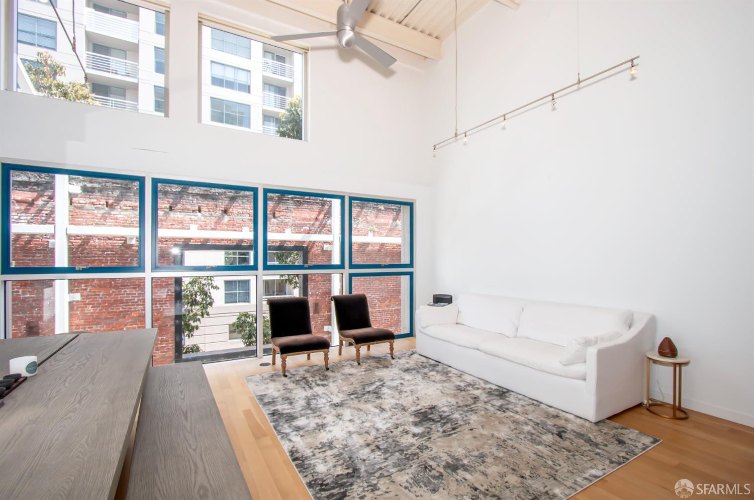 Detail Gallery Image 2 of 22 For 650 Delancey St #411,  San Francisco,  CA 94107 - 2 Beds | 2 Baths