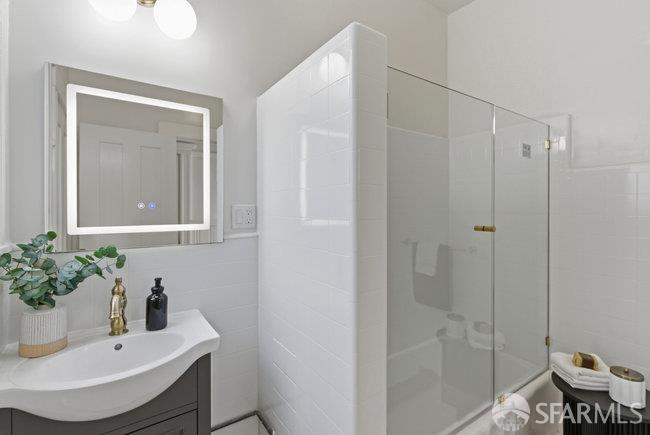 Detail Gallery Image 37 of 85 For 949 Leavenworth St, San Francisco,  CA 94109 - – Beds | – Baths