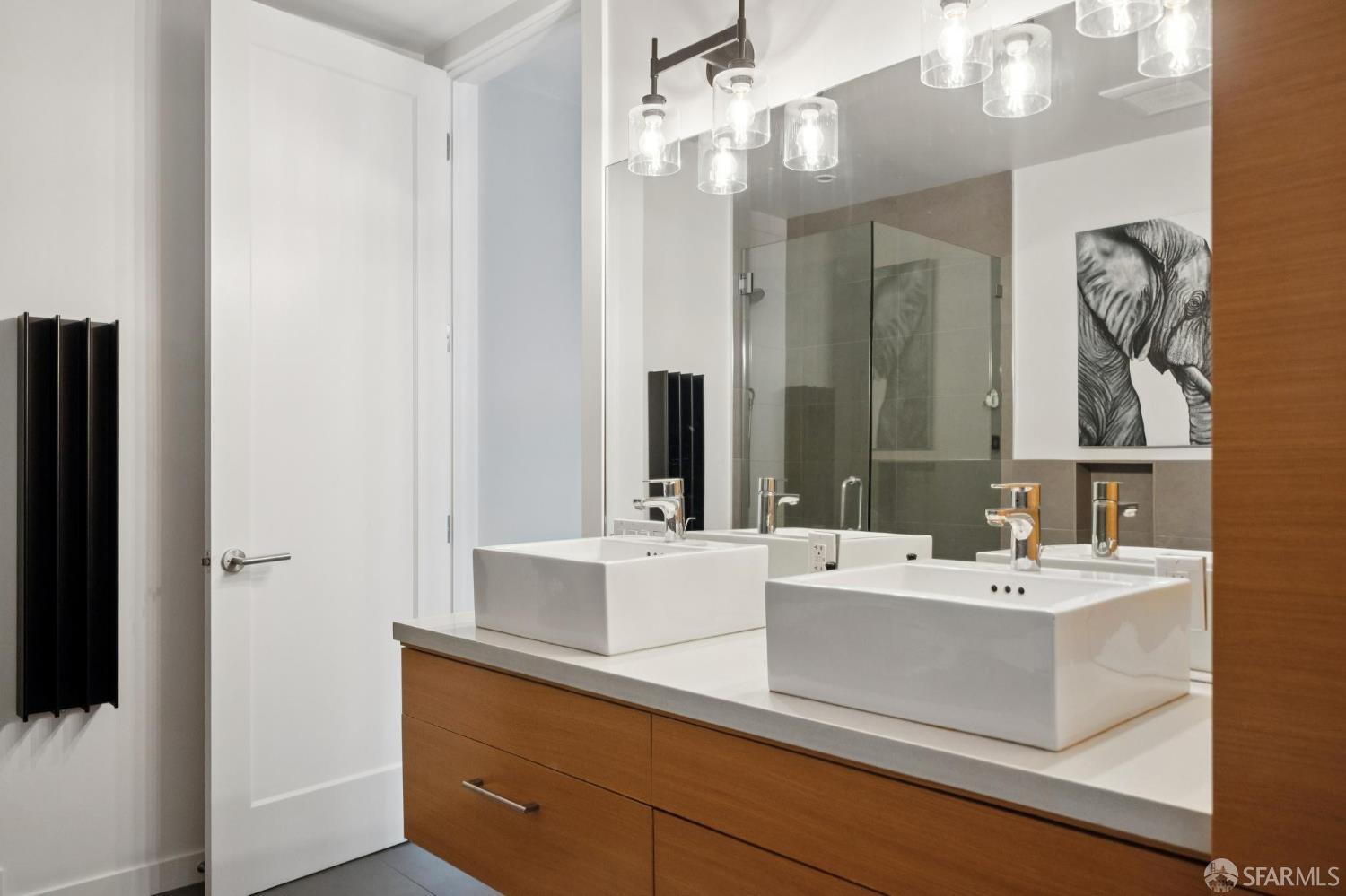 Detail Gallery Image 32 of 56 For 3883 20th St, San Francisco,  CA 94114 - 4 Beds | 2/1 Baths