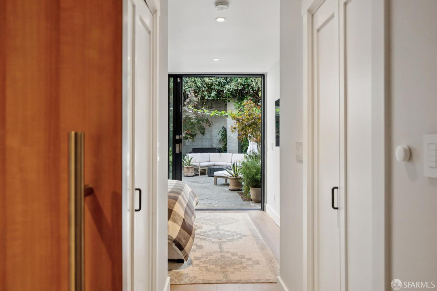 Detail Gallery Image 22 of 56 For 3883 20th St, San Francisco,  CA 94114 - 4 Beds | 2/1 Baths