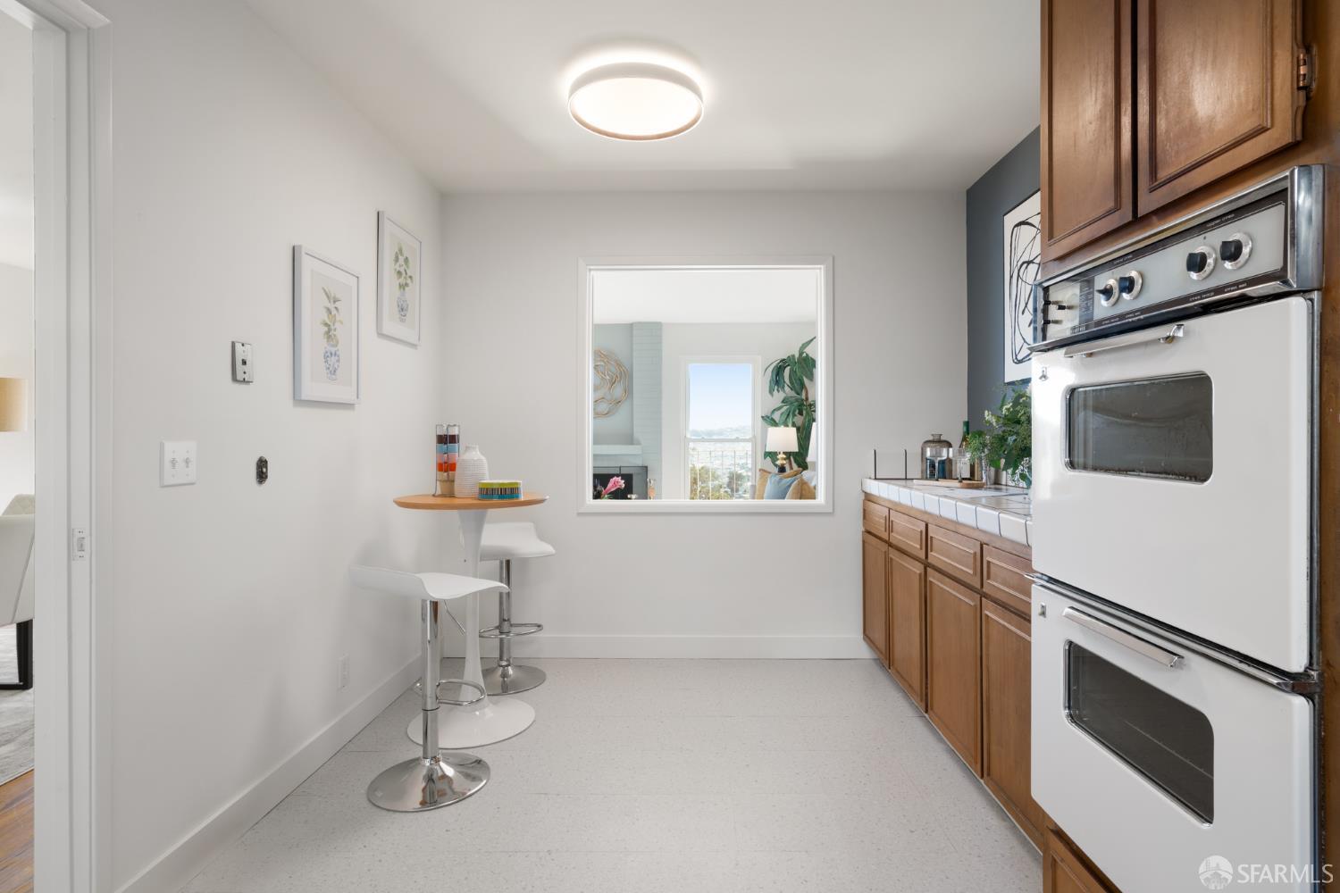 Detail Gallery Image 23 of 46 For 408 Gold Mine Dr, San Francisco,  CA 94131 - 3 Beds | 2 Baths