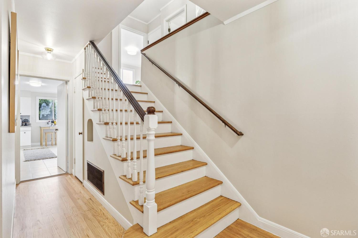 Detail Gallery Image 15 of 36 For 45 Dalewood Way, San Francisco,  CA 94127 - 3 Beds | 2 Baths