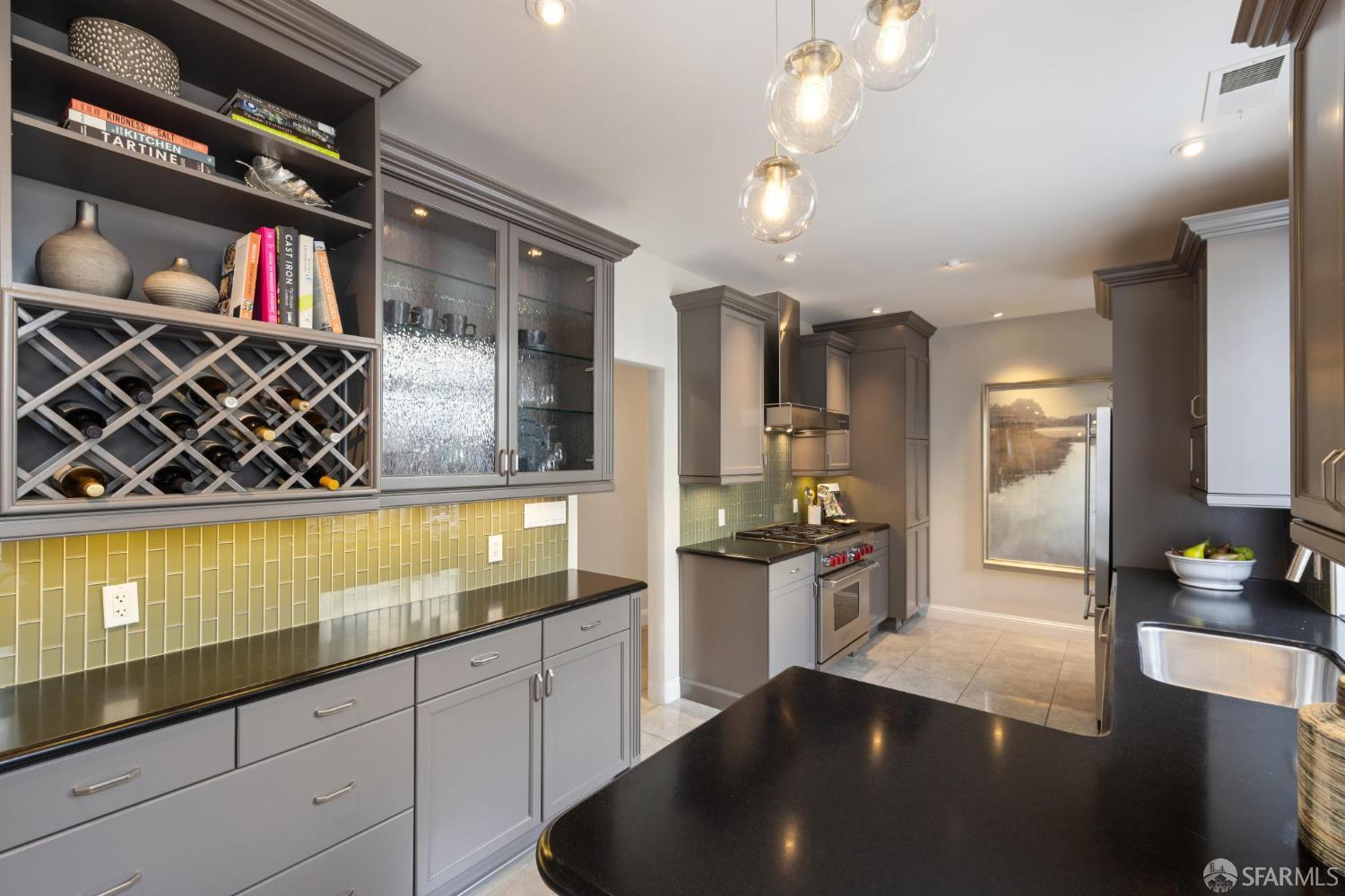 Detail Gallery Image 14 of 31 For 115 Retiro Way, San Francisco,  CA 94123 - 2 Beds | 1/1 Baths