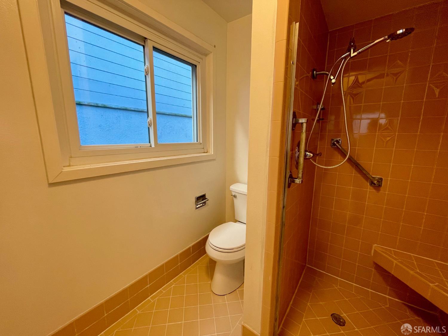 Detail Gallery Image 20 of 30 For 7 Sheldon Ter, San Francisco,  CA 94122 - 3 Beds | 3 Baths