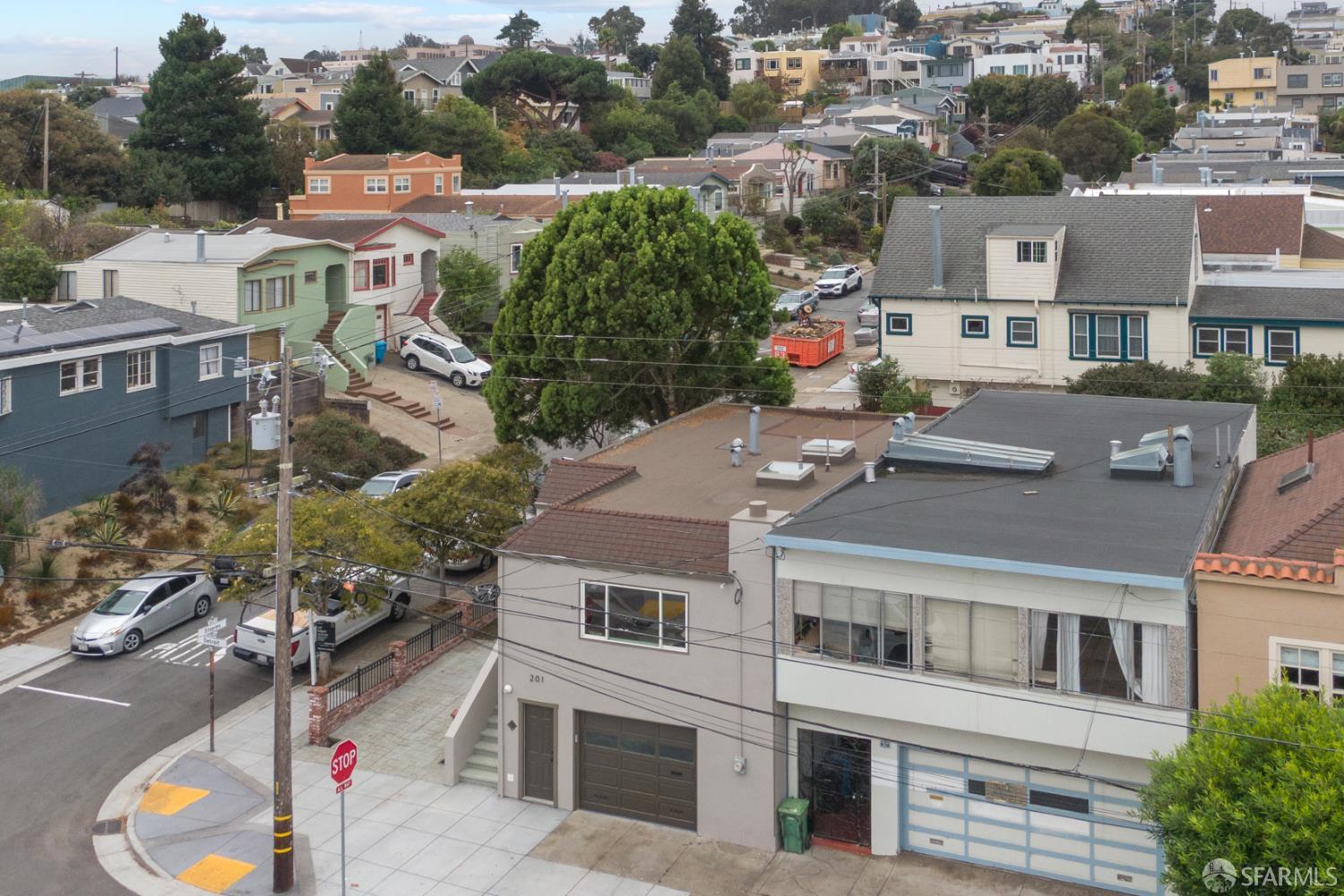 Detail Gallery Image 64 of 89 For 201 Detroit St, San Francisco,  CA 94131 - 4 Beds | 2 Baths