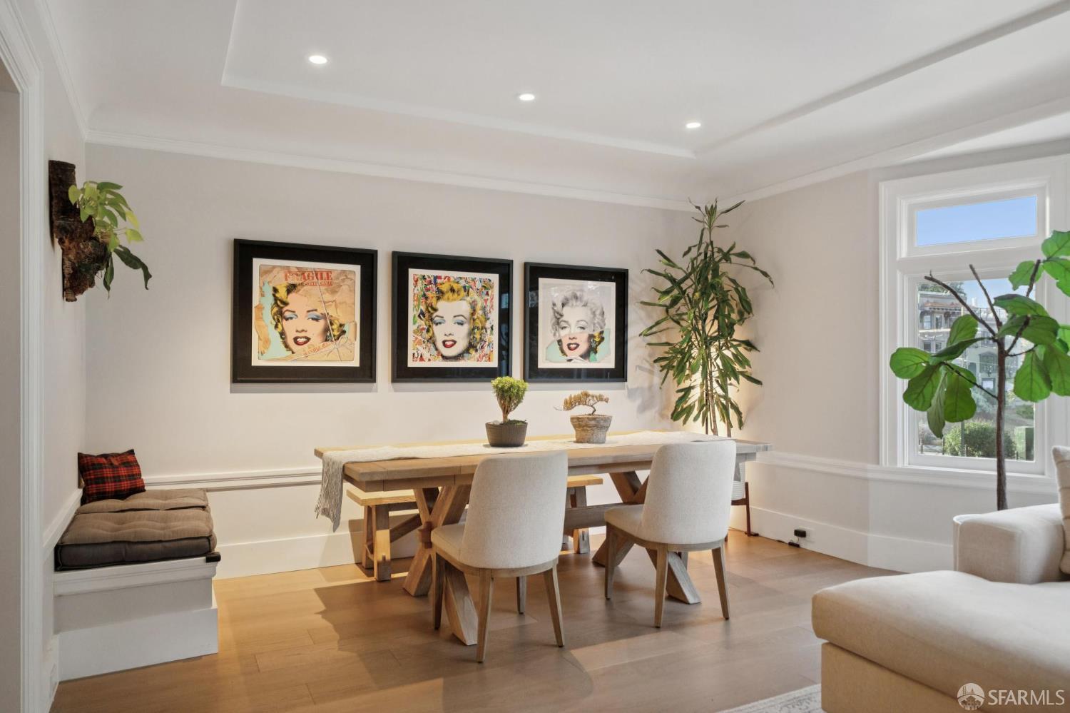 Detail Gallery Image 4 of 56 For 3883 20th St, San Francisco,  CA 94114 - 4 Beds | 2/1 Baths