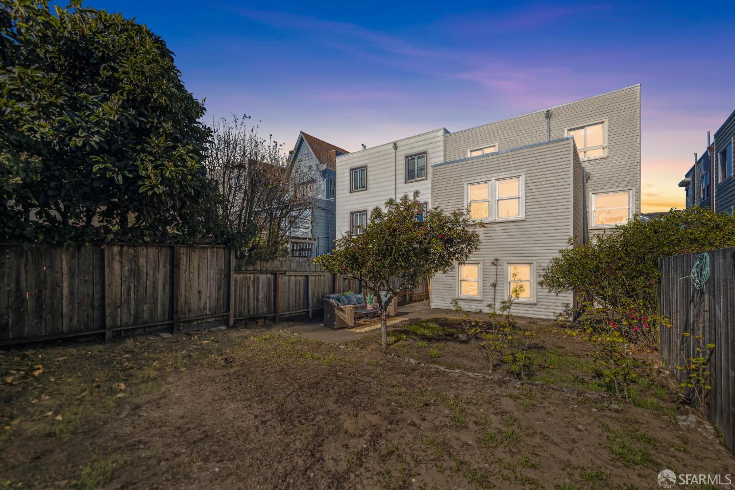 Detail Gallery Image 57 of 58 For 2015 Judah St, San Francisco,  CA 94122 - – Beds | – Baths