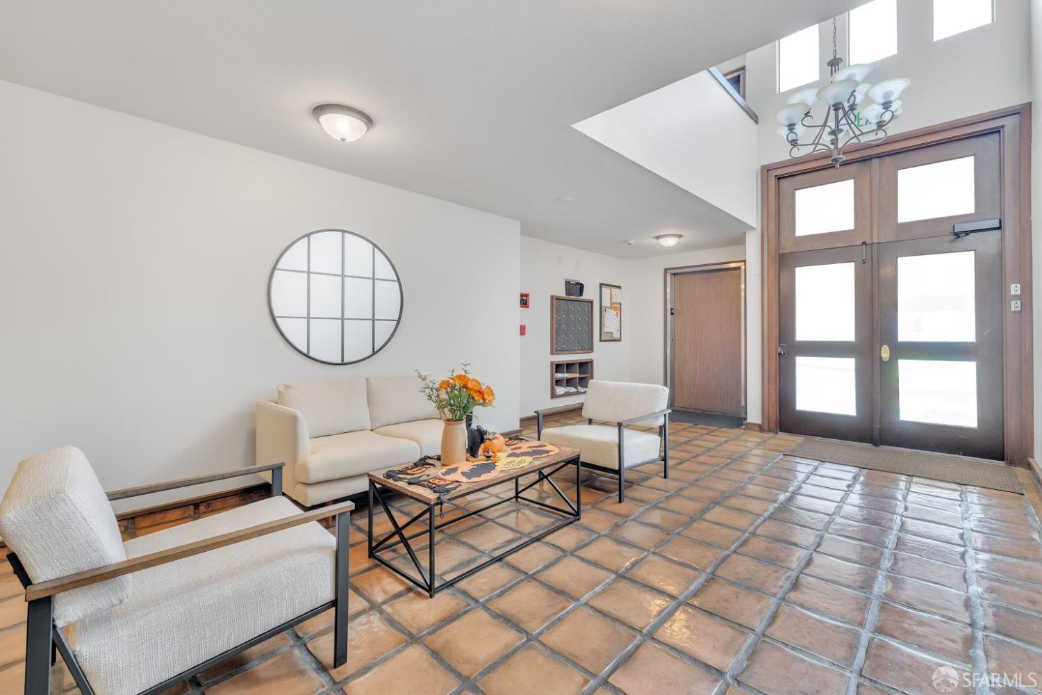 Detail Gallery Image 28 of 42 For 465 Fathom Dr #211,  San Mateo,  CA 94404 - 1 Beds | 1 Baths