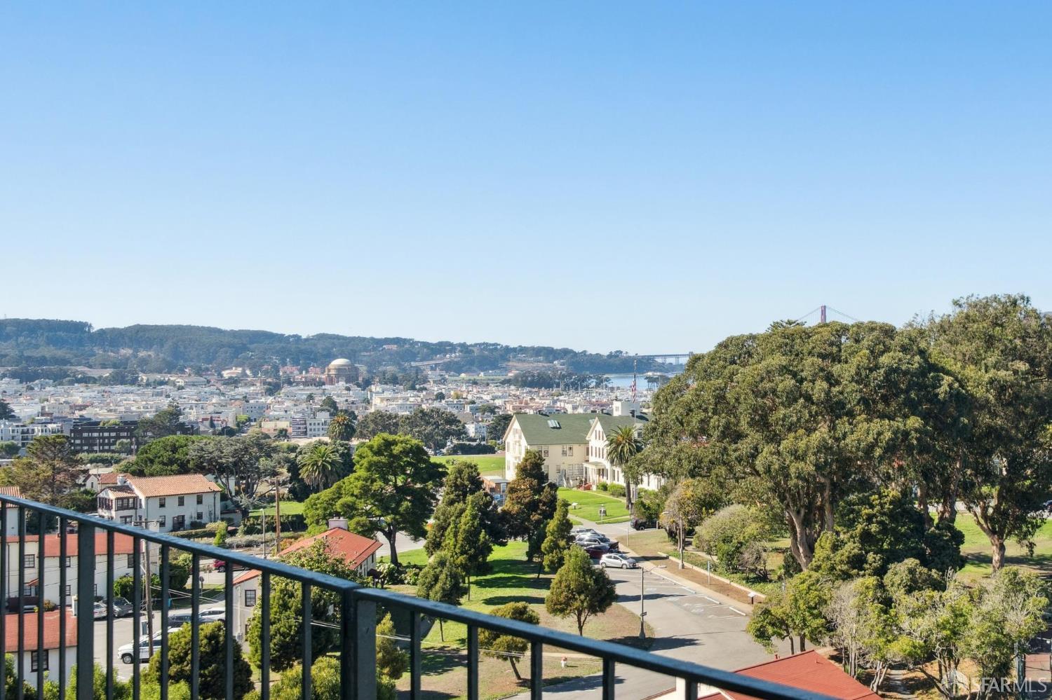 Detail Gallery Image 7 of 69 For 1050 North Point St #1002,  San Francisco,  CA 94109 - 2 Beds | 1 Baths