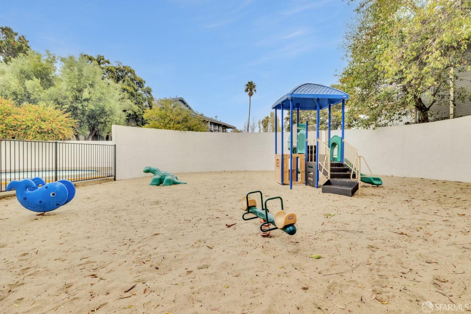 Detail Gallery Image 41 of 42 For 465 Fathom Dr #211,  San Mateo,  CA 94404 - 1 Beds | 1 Baths