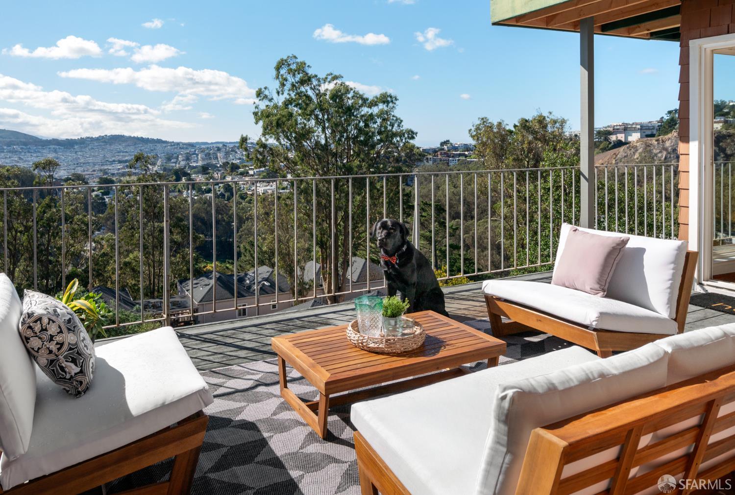 Detail Gallery Image 16 of 46 For 408 Gold Mine Dr, San Francisco,  CA 94131 - 3 Beds | 2 Baths