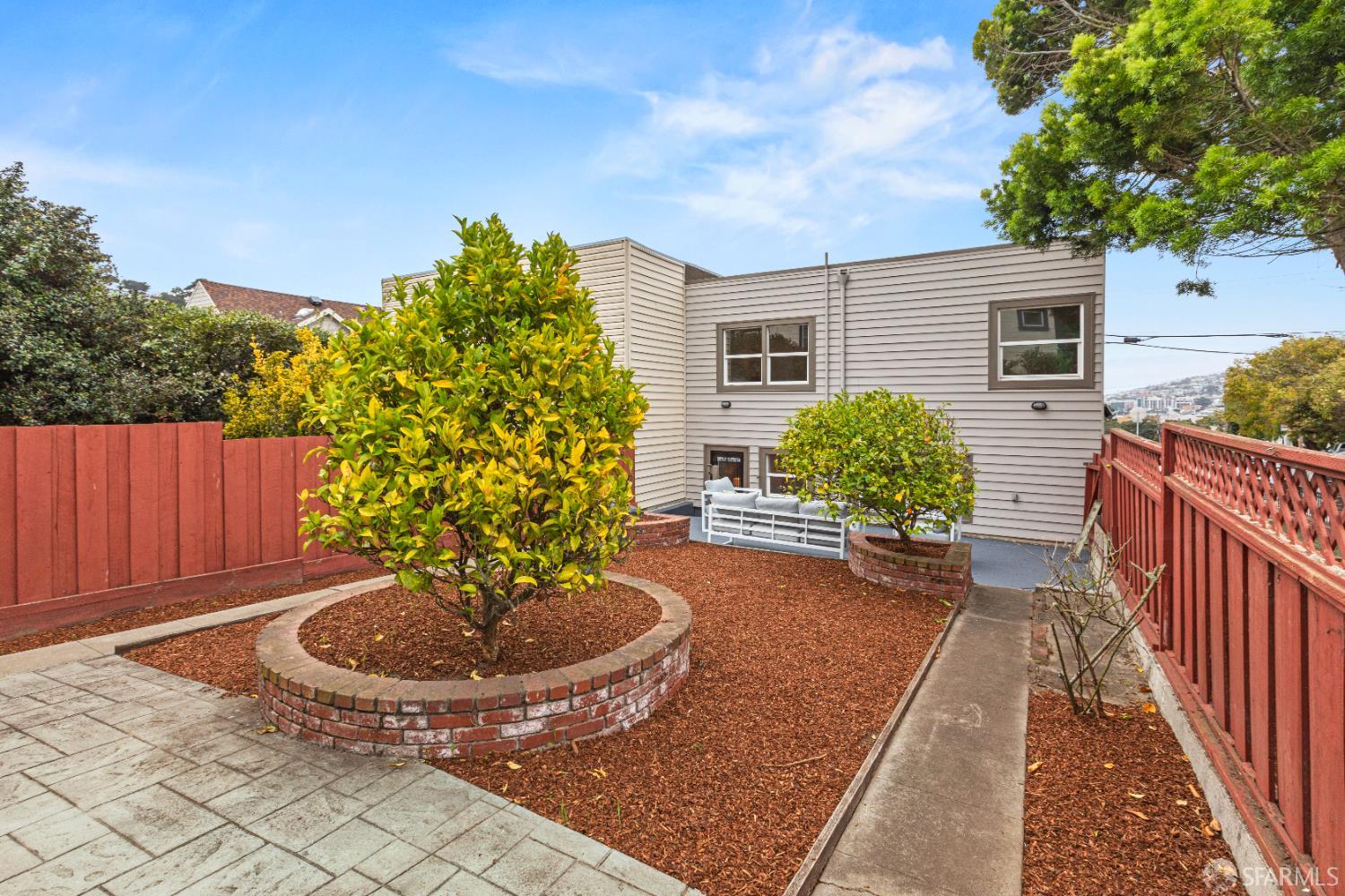 Detail Gallery Image 43 of 89 For 201 Detroit St, San Francisco,  CA 94131 - 4 Beds | 2 Baths