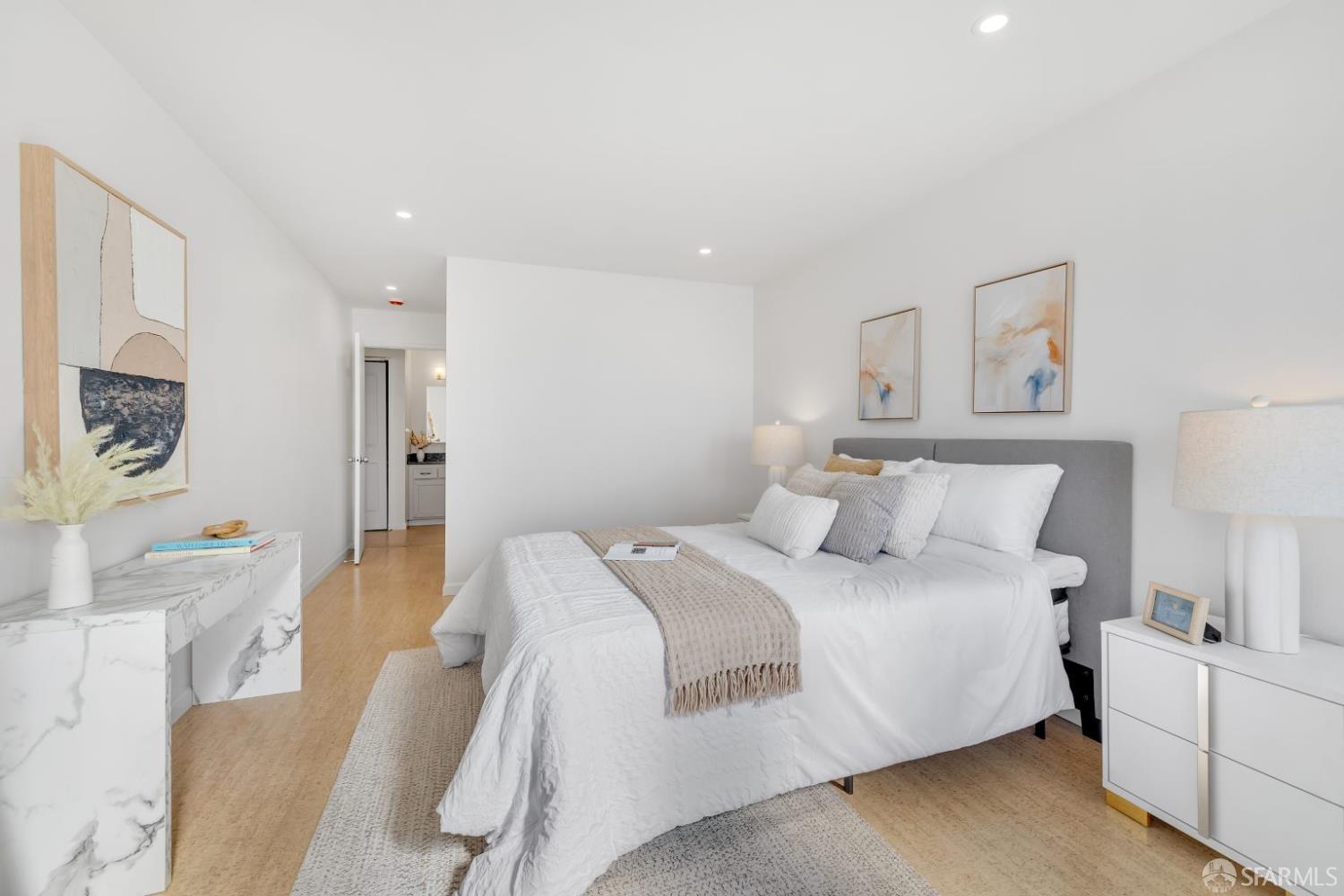 Detail Gallery Image 23 of 42 For 465 Fathom Dr #211,  San Mateo,  CA 94404 - 1 Beds | 1 Baths