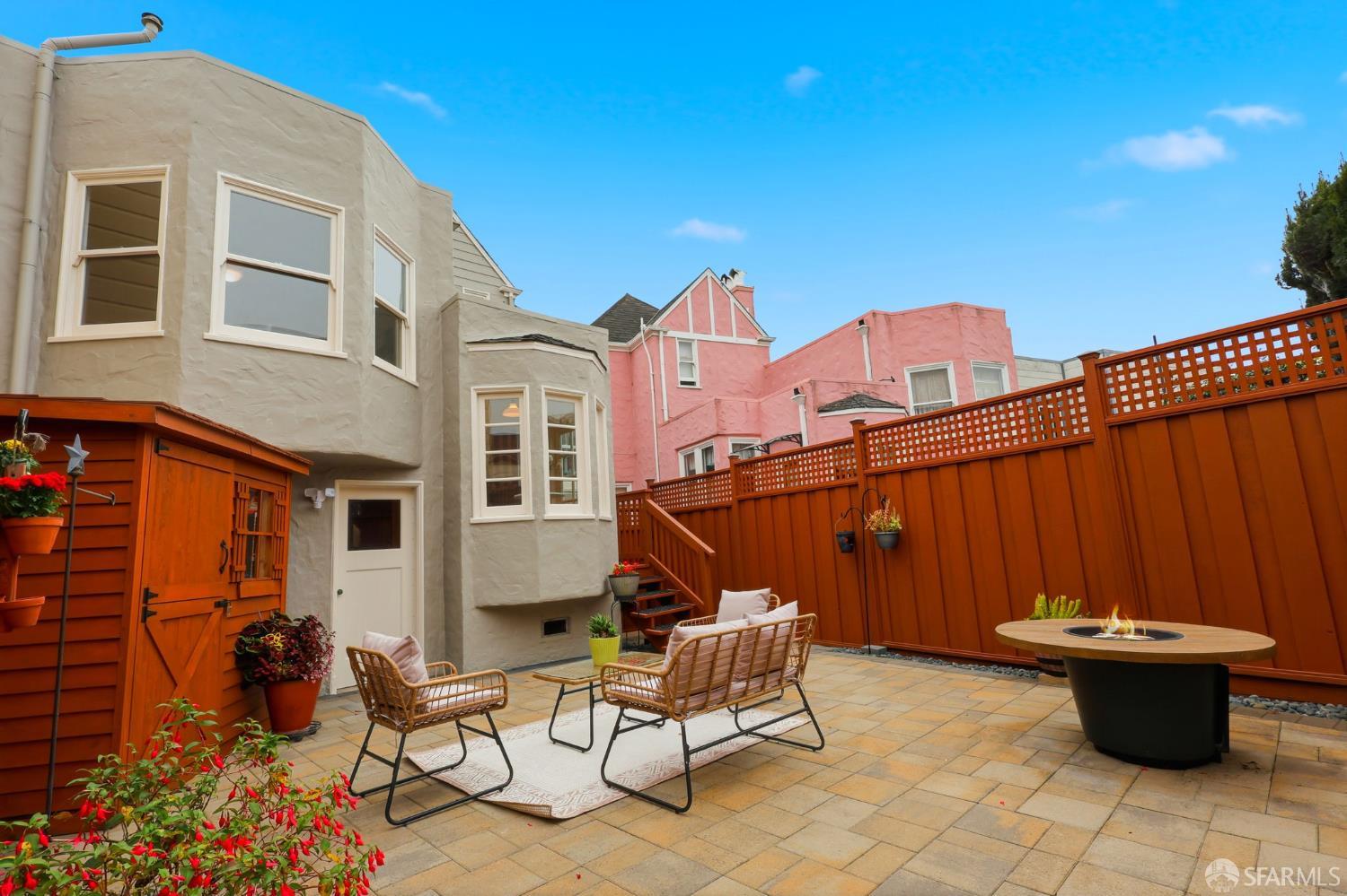 Detail Gallery Image 34 of 36 For 2032 Wawona St, San Francisco,  CA 94116 - 3 Beds | 2 Baths