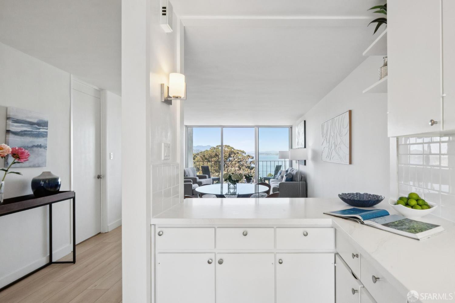 Detail Gallery Image 18 of 69 For 1050 North Point St #1002,  San Francisco,  CA 94109 - 2 Beds | 1 Baths