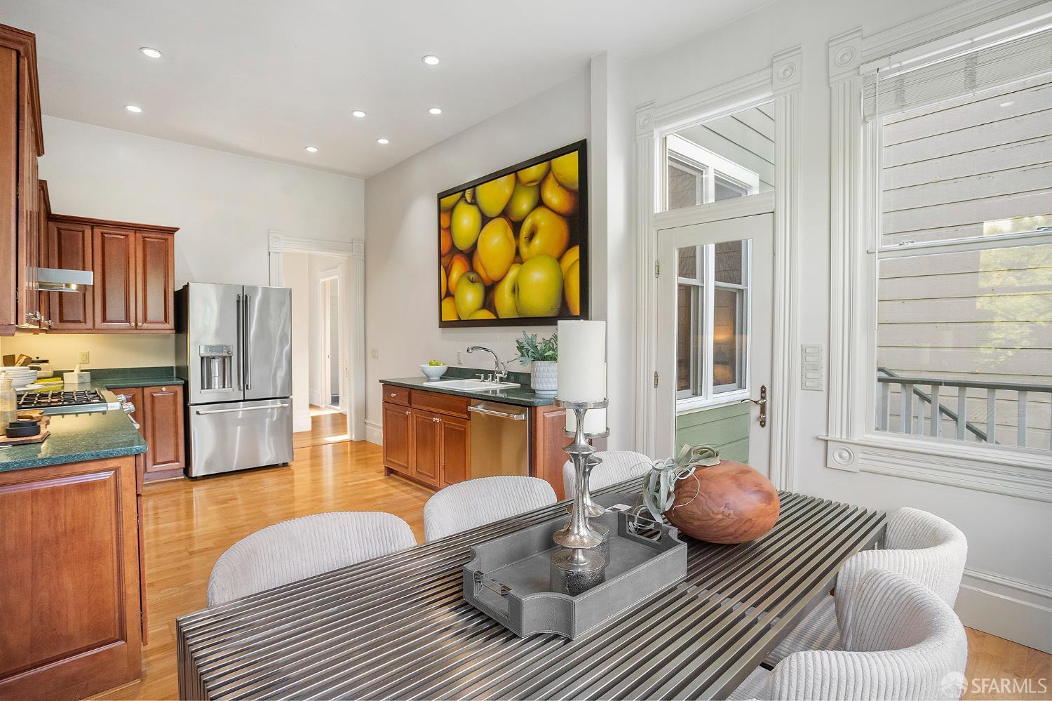 Detail Gallery Image 33 of 63 For 306 Diamond St, San Francisco,  CA 94114 - 3 Beds | 2 Baths