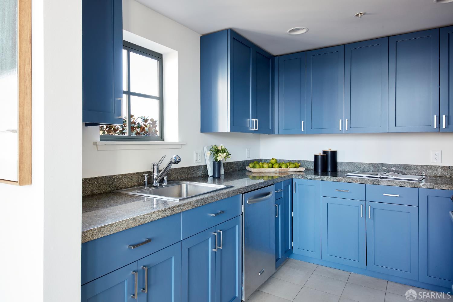 Detail Gallery Image 7 of 15 For 999 16th St #11,  San Francisco,  CA 94107 - 1 Beds | 1/1 Baths