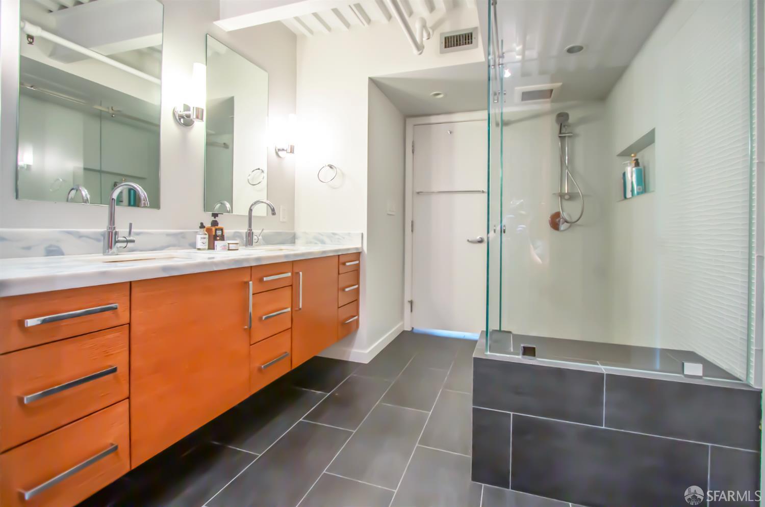 Detail Gallery Image 13 of 22 For 650 Delancey St #411,  San Francisco,  CA 94107 - 2 Beds | 2 Baths