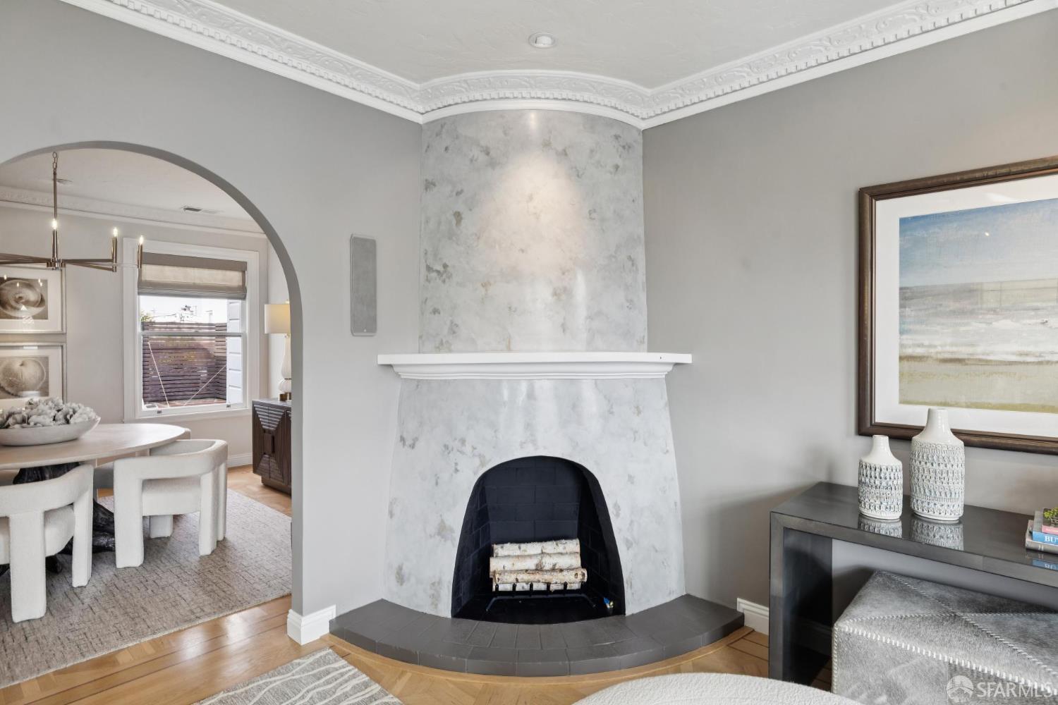 Detail Gallery Image 7 of 31 For 115 Retiro Way, San Francisco,  CA 94123 - 2 Beds | 1/1 Baths