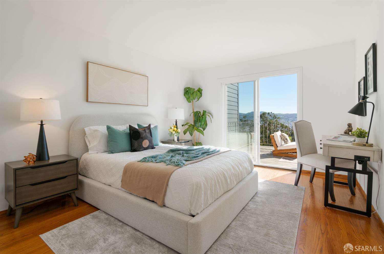 Detail Gallery Image 26 of 46 For 408 Gold Mine Dr, San Francisco,  CA 94131 - 3 Beds | 2 Baths