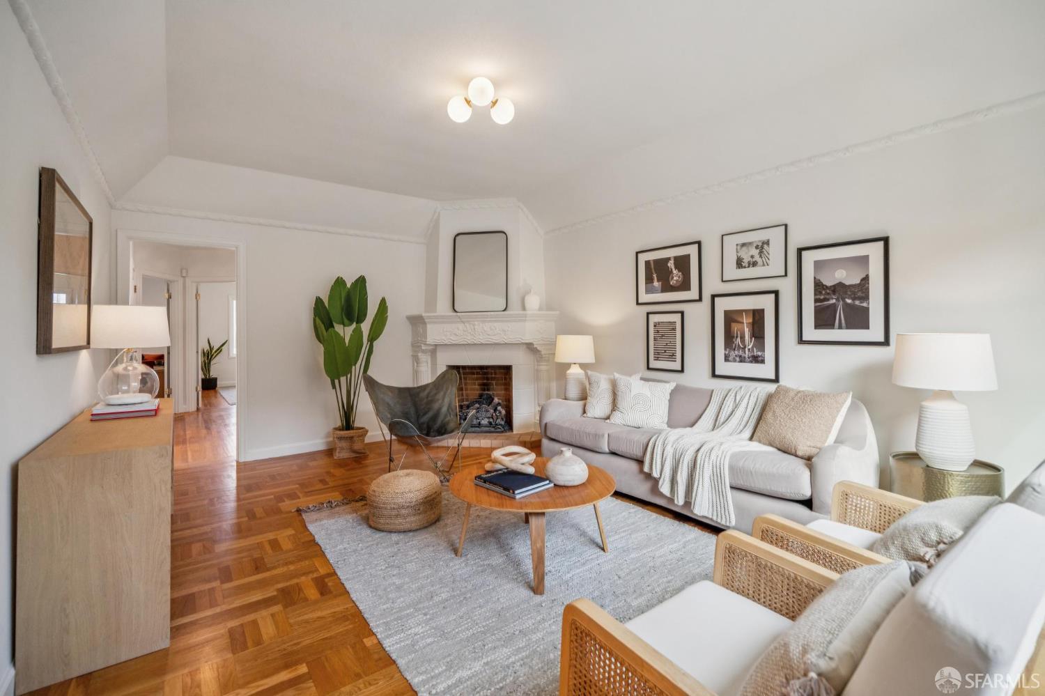 Detail Gallery Image 2 of 12 For 38 Newburg St, San Francisco,  CA 94131 - 3 Beds | 2 Baths