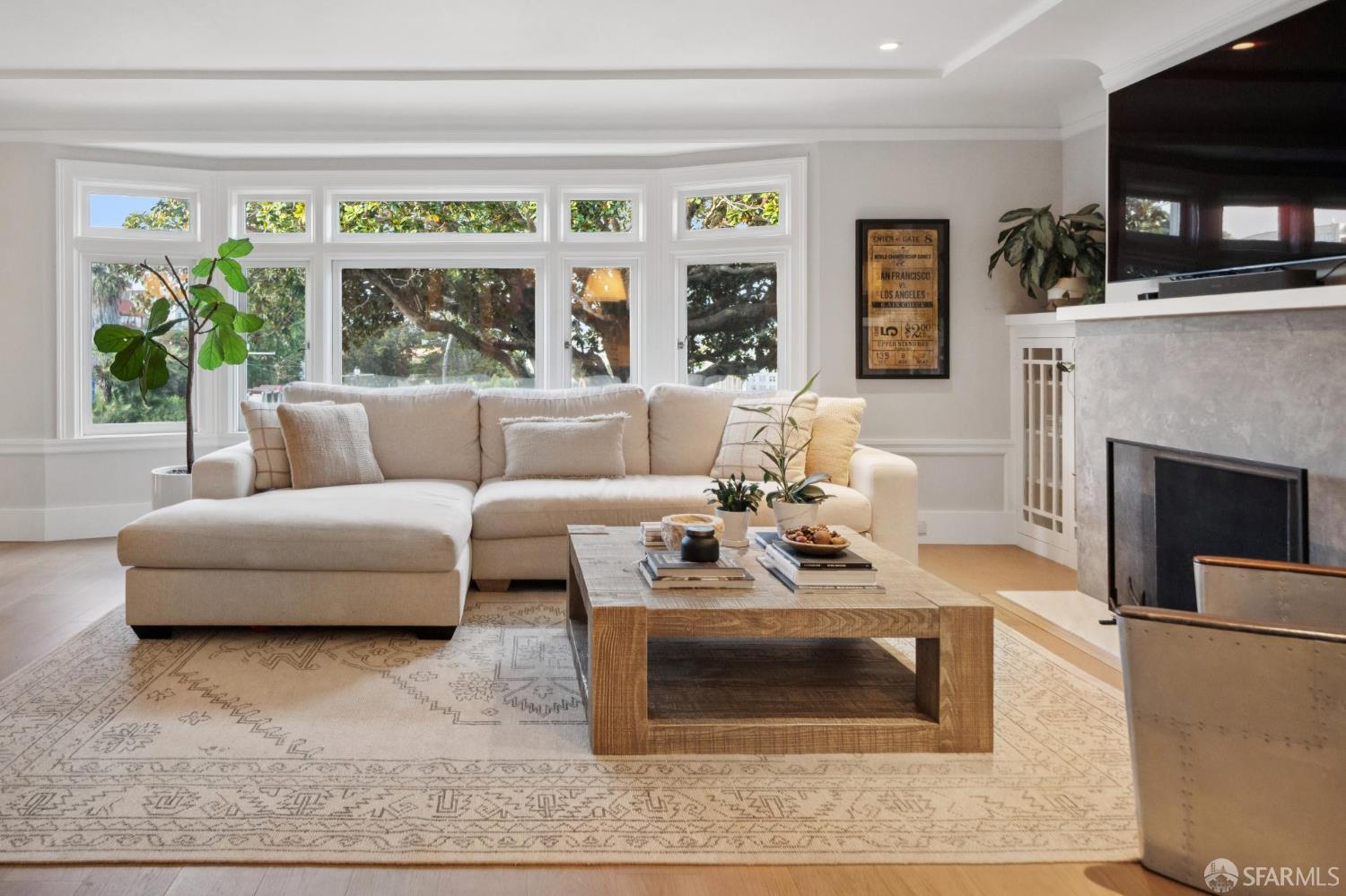 Detail Gallery Image 16 of 56 For 3883 20th St, San Francisco,  CA 94114 - 4 Beds | 2/1 Baths