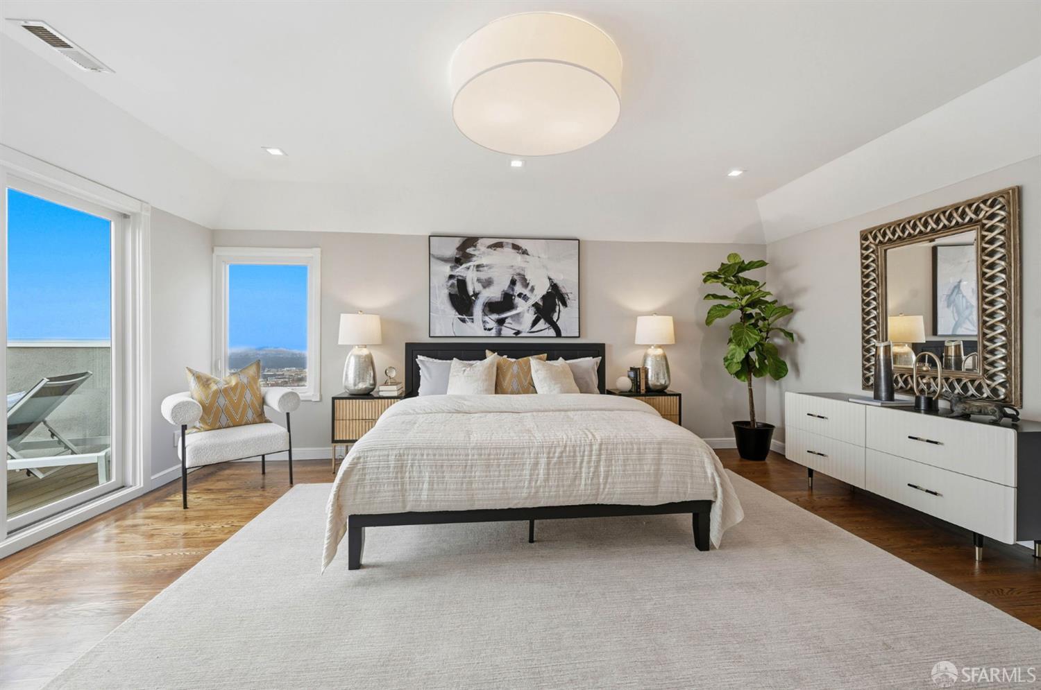 Detail Gallery Image 49 of 97 For 1983 15th Ave, San Francisco,  CA 94116 - 5 Beds | 4/1 Baths