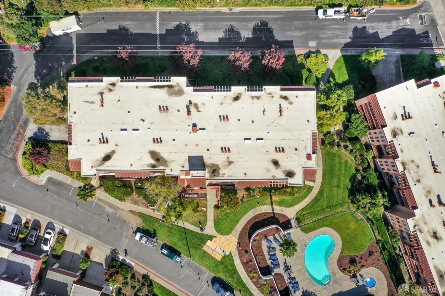 Detail Gallery Image 29 of 42 For 465 Fathom Dr #211,  San Mateo,  CA 94404 - 1 Beds | 1 Baths