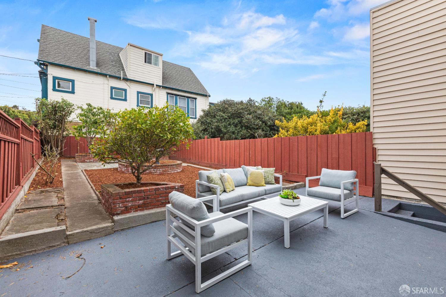 Detail Gallery Image 41 of 89 For 201 Detroit St, San Francisco,  CA 94131 - 4 Beds | 2 Baths