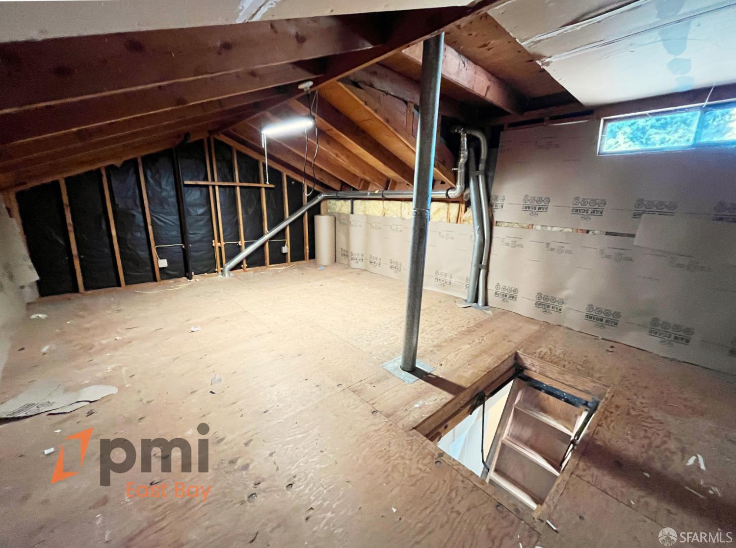 Detail Gallery Image 14 of 16 For 1716 Parkside Dr, Walnut Creek,  CA 94597 - 2 Beds | 2/1 Baths