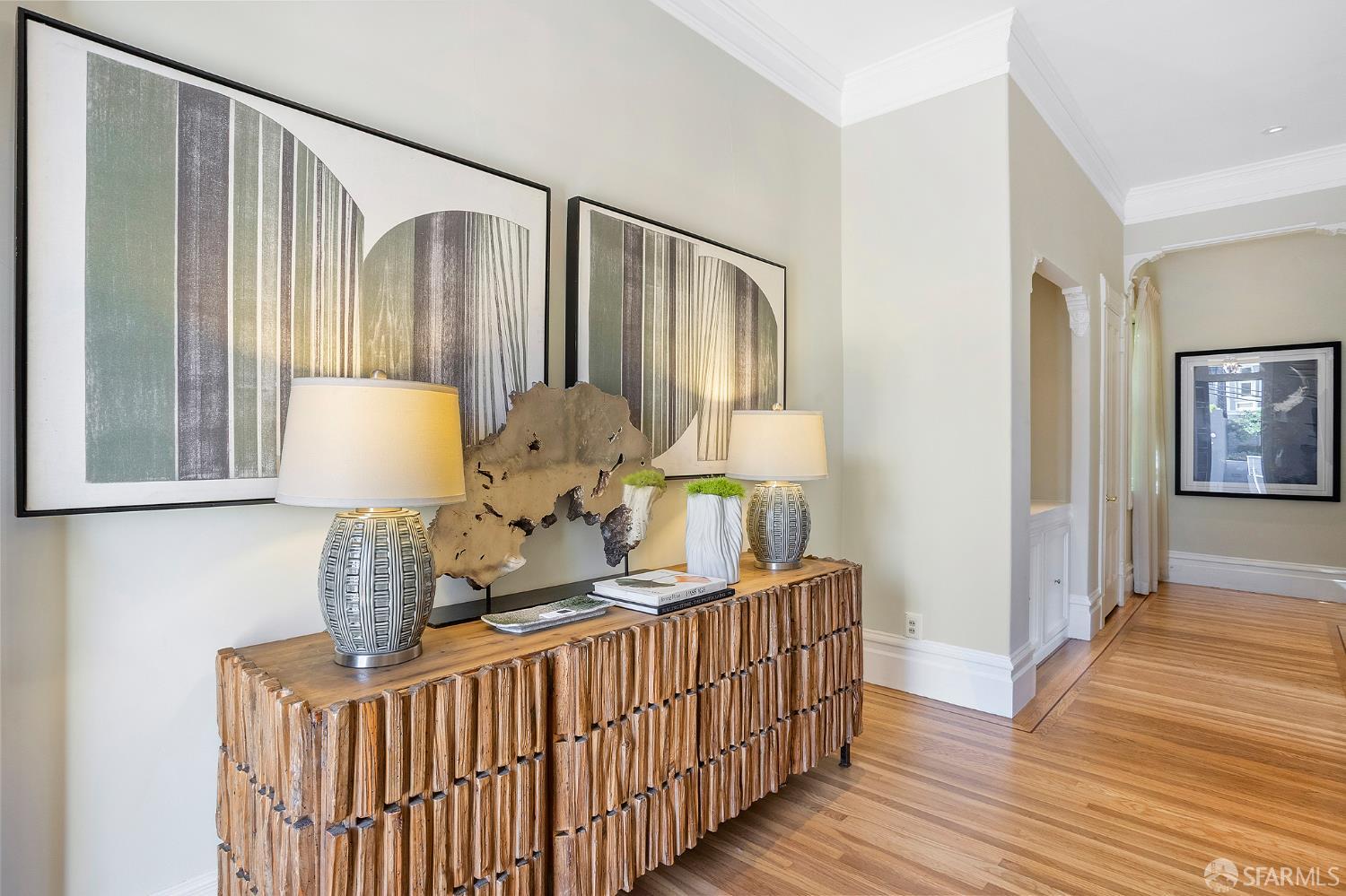 Detail Gallery Image 8 of 63 For 306 Diamond St, San Francisco,  CA 94114 - 3 Beds | 2 Baths